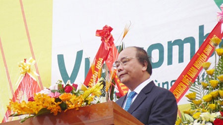 Vietcombank đồng hành cùng Chương trình Lễ kỷ niệm 410 năm hình thành tỉnh Quảng Bình - 1 Vietcombank đồng hành cùng Chương trình Lễ kỷ niệm 410 năm hình thành tỉnh Quảng Bình