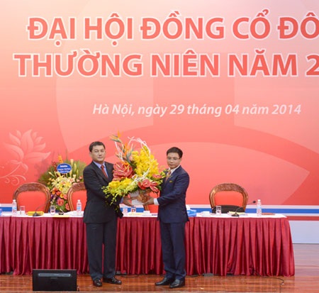 VietinBank tổ chức thành công Đại hội đồng Cổ đông thường niên năm 2014 - 3 VietinBank tổ chức thành công Đại hội đồng Cổ đông thường niên năm 2014