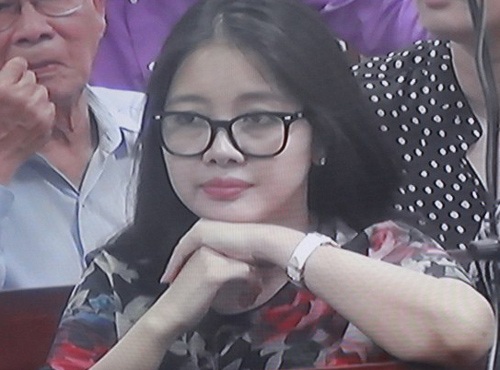 Có với bầu Kiên 3 người con, bà Lan hiện đang sống tại khu biệt thự sang trọng ở Hồ Tây.