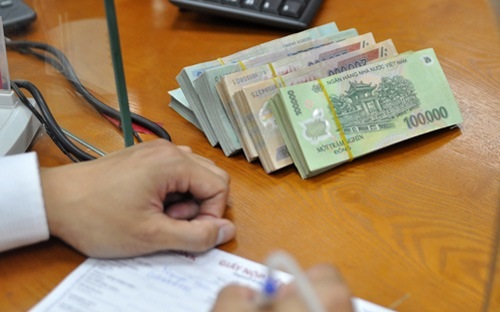 Khi nhà băng vẫn tiếp tục thừa tiền