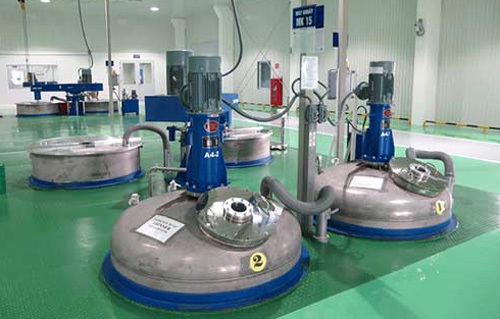 Ngoài ốc vít, Việt Nam "bó tay" với sơn ôtô - 2 DN trong nước yếu thế mảng công nghiệp hỗ trợ