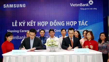 VietinBank "bắt tay" với Samsung bán Galaxy Tab S - 3 Lễ kí kết giữa VietinBank và Samsung