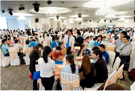 Gần 500 khách hàng tham dự sự kiện công bố căn hộ Topaz – khối B