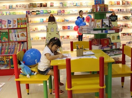 Cha mẹ nên tạo cho con một tâm lý thật thoải mái