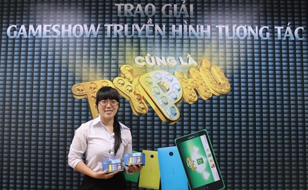 Tăng tốc cùng nhiều phần quà hấp dẫn từ chương trình “Cùng là tỷ phú” - 2 02 Honda Super Dream và hàng chục Nokia X cho người chơi tại nhà: