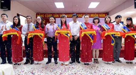 Chủ tịch HĐQT VietinBank Nguyễn Văn Thắng cùng Lãnh đạo tỉnh Đắc Lắk