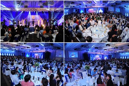 Không khí tiệc tưng bừng với sự tham gia của 