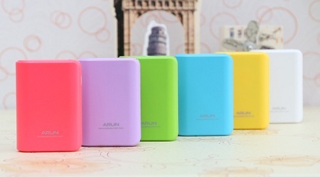 Pin sạc lõi pin Samsung có nhiều màu sắc