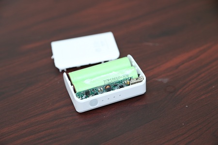 Pin sạc lõi pin Samsung có nhiều màu sắc