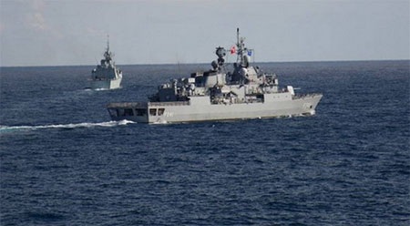 Nga tuyên bố đáp trả thích đáng việc NATO áp sát biên giới - 2 Hải quân NATO tập trận ở vùng Biển Đen (Ảnh: NATO, nguồn: Vietnam +)