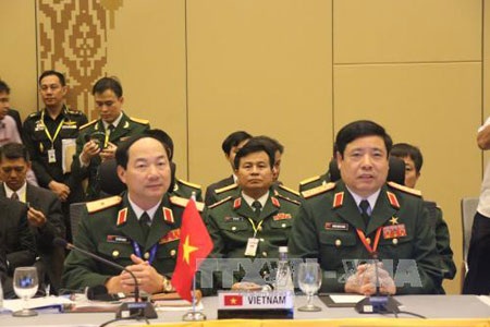 Hội nghị ADMM-9 ra Tuyên bố chung về an ninh khu vực - 2 Quang cảnh phiên khai mạc Hội nghị ADMM-9 (Ảnh: Kim Dung-P/v TTXVN tại Malaysia)
