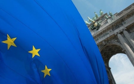 EU đang bất đồng sâu sắc trong việc tiếp tục đưa ra các lệnh trừng phạt Nga (Ảnh Sputnik News)