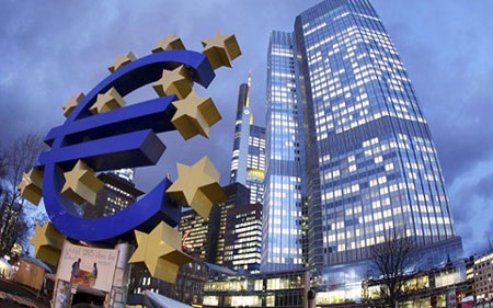 Cuộc chiến Đức - Hy Lạp đe dọa phá sự toàn vẹn của EU - 1 (Ảnh: investmentwatchblog)