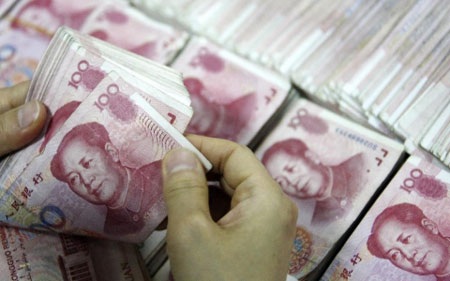 Hạn chót gia nhập Ngân hàng AIIB Trung Quốc: Khó phân bạn- thù? - 3 Bộ trưởng Tài chính Đức Schauble (phải) công bố Đức sẽ gia nhập AIIB (Ảnh AP)