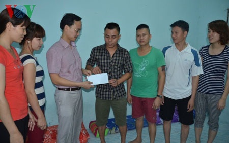 Thái Lan thẩm vấn 22 người Việt bị lừa sang lao động - 2 Thái Lan thẩm vấn 22 người Việt bị lừa sang lao động