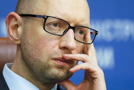 Ukraine: Đến lượt Thủ tướng Yatsenyuk mất chức? - 1 Sức ép đang gia tăng đối với đương kim Thủ tướng Arseny Yatsenyuk
