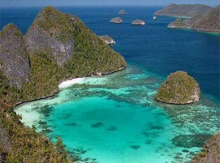 Indonesia tiến hành xác minh và đặt tên cho 3.000 hòn đảo - 1 Ảnh minh họa (Nguồn: pelagictour.com)