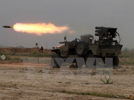 Pháp tiến hành đợt oanh kích đầu tiên vào các cứ điểm của IS tại Iraq - 1 Pháp tiến hành đợt oanh kích đầu tiên vào các cứ điểm của IS tại Iraq