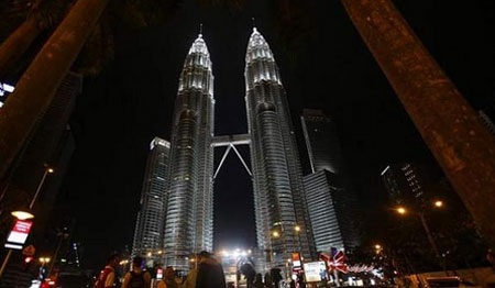 IS âm mưu khủng bố các sứ quán ở Malaysia - 1 Một góc Kuala Lumpur (Ảnh: EPA)