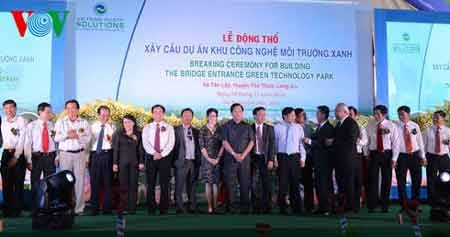 “Vua rác” David Dương: Người đưa công nghệ xanh về Việt Nam - 2 *