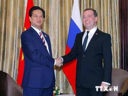 Việt-Nga nhất trí đưa kim ngạch thương mại hai chiều lên 10 tỷ USD - 1 Thủ tướng Nguyễn Tấn Dũng gặp Thủ tướng Liên bang Nga Dimitry Medvedev (nguồn: TTXVN)