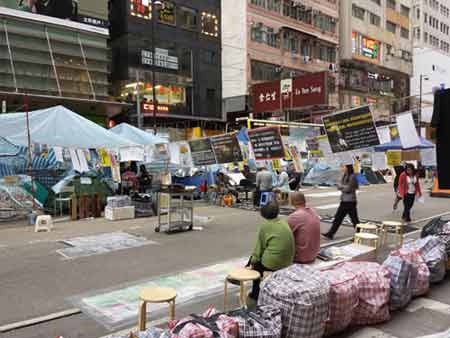 Thưa thớt người biểu tình ở Causeway Bay, Hong Kong (ảnh: Hà Ngọc - TTXVN)