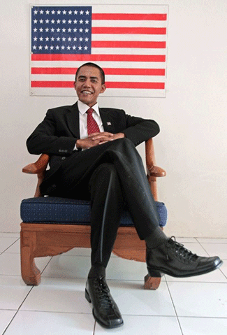 Gặp người có thể giúp tổng thống Obama "phân thân làm đôi" - 2 Người đi khắp thế giới đóng giả Obama