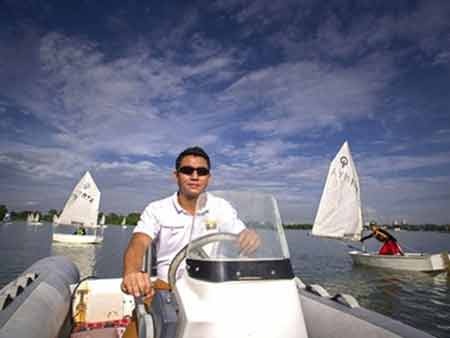 Ivan Pun và Carl Moe Myint, những doanh nhân trẻ đầy tham vọng của Myanmar 