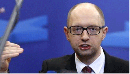 Khủng hoảng Ukraine: EU đắn đo trước cuộc chiến cuối cùng - 3 Ly khai miền đông Ukraine trong một căn cứ