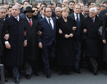 Charlie Hebdo làm sống lại cơ hội tái đắc cử cho Tổng thống Hollande - 2 Charlie Hebdo làm sống lại cơ hội tái đắc cử cho Tổng thống Hollande