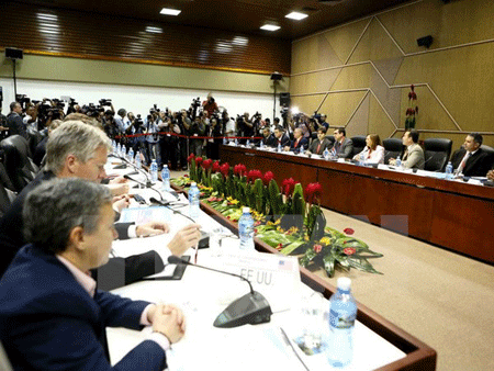 Quang cảnh cuộc đàm phán (ảnh: Phạm Hoài Nam/TTXVN)