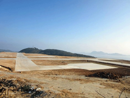 Lộ ảnh Trung Quốc xây sân bay quân sự gần đảo Senkaku - 2 Ảnh rò rỉ trên mạng chụp bãi đáp trực thăng của Trung Quốc trên đảo Nanji