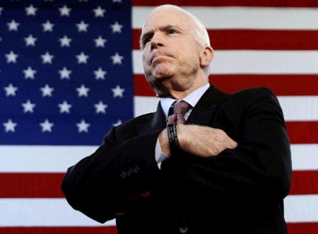 Vì sao mọi quyết sách với Ukraine của Obama đều "để ngỏ"? - 1 Thượng Nghị sĩ John McCain