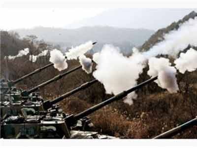 Lãnh đạo Triều Tiên thị sát tập trận tấn công đảo