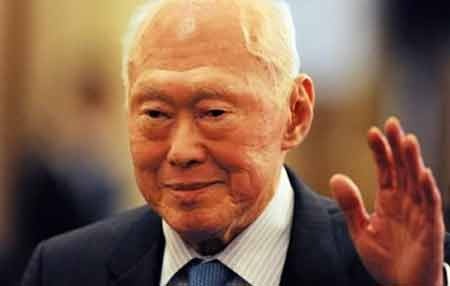 Cựu Thủ tướng Singapore Lý Quang Diệu nhập viện do viêm phổi - 1 Cựu thủ tướng Singapore Lý Quang Diệu. (Nguồn: sg.news.yahoo.com)