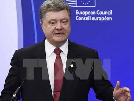 Ukraine sửa đổi tình trạng thiết quân luật - 1 Ukraine sửa đổi tình trạng thiết quân luật