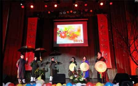 Chương trình văn nghệ đặc sắc mang đậm nét văn hóa Việt Nam