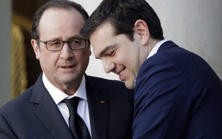 Thủ tướng Hy Lạp Alexis Tsipras (phải) đã dịu giọng đàm phán với các nước châu Âu