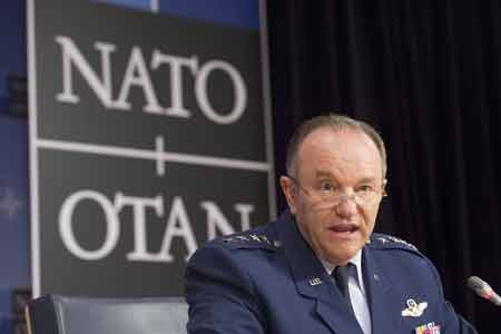NATO không loại trừ giải pháp quân sự tại Ukraine - 1 Tướng Philip Breedlove
