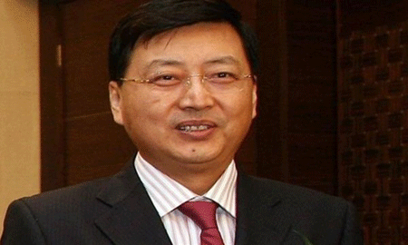 Quan tham Trung Quốc đi tù vì "sưu tập" vàng miếng - 1 Yang Kun khi còn tại chức