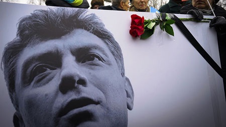 Thông tin trái chiều về anh em nghi phạm sát hại ông Nemtsov - 1 Ông Boris Nemtsov bị sát hại ngày 27/2 tại trung tâm Moskva