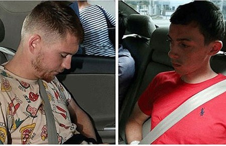 Singapore phạt roi, Indonesia quyết xử tử - 1 AFP cho biết cáo trạng đã nêu hai bị cáo Andreas Von Knorre
