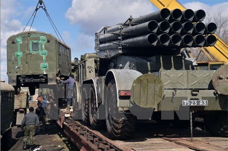 EU lên tiếng phản đối kêu gọi của Mỹ cung cấp vũ khí cho Ukraine - 1 EU lên tiếng phản đối kêu gọi của Mỹ cung cấp vũ khí cho Ukraine