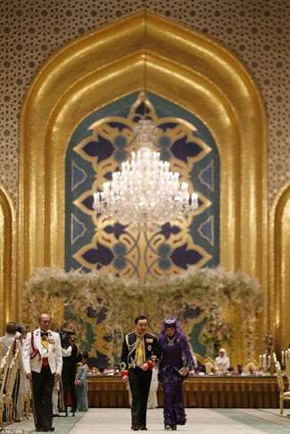 Đám cưới vàng của hoàng gia Brunei - 13 Đám cưới vàng của hoàng gia Brunei