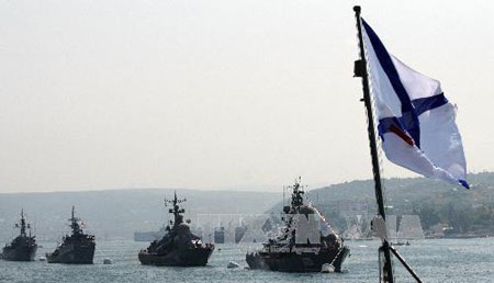 Ukraine: Những bài học của một cuộc chiến chưa bao giờ xảy ra - 2 Tàu hải quân Nga tại cảng Sevastopol thuộc Biển Đen (Ukraine) năm 2011. (