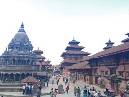 Tường trình từ Nepal: 6 tiếng kinh hoàng giữa tâm động đất - 1 Quảng trường Hoàng cung Patan