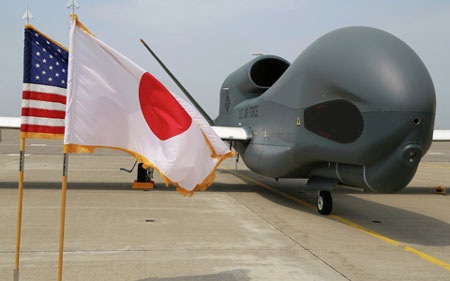 Trung Quốc làm nhiễu tín hiệu máy bay do thám của Mỹ trên Biển Đông - 1 Mỹ đã điều Global Hawk hiện đại nhất của nước này tới châu Á. (Ảnh: