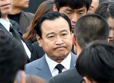 Cựu Thủ tướng Lee Wan-koo phải ra hầu tòa