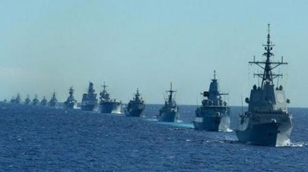 Chiến hạm Mỹ vào biển Đen, thách thức Nga - 1 Biên đội tàu NATO hành quân trên biển