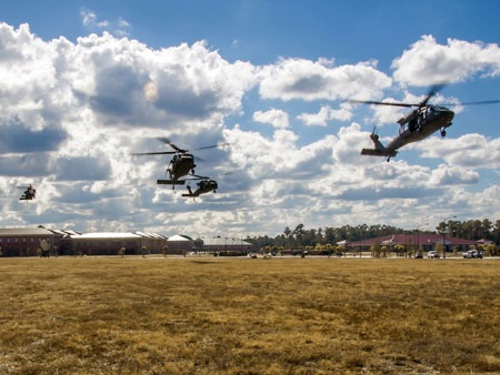 Nga - NATO "so găng" vũ khí - 3 Trực thăng UH-60M Black Hawk được thông báo tham gia cuộc tập trận Atlantic Resolve